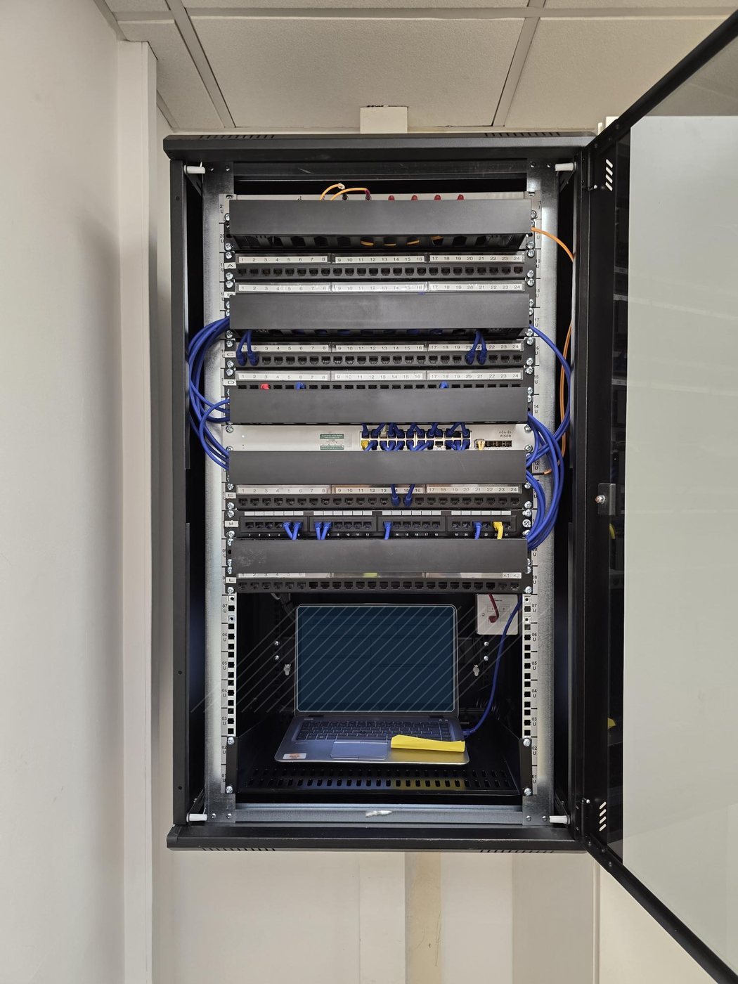 Tidy data cabinet after cabling works